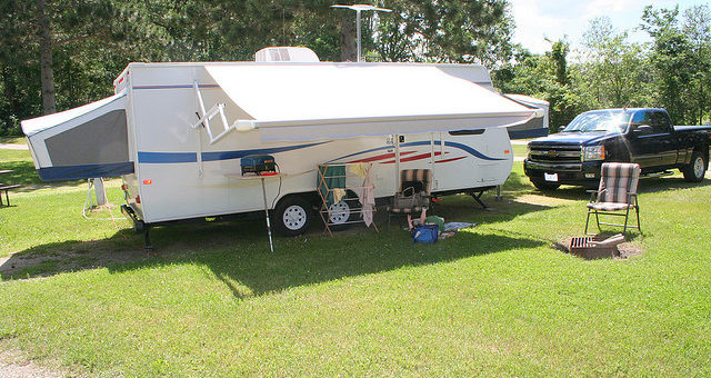 hybrid travel trailer